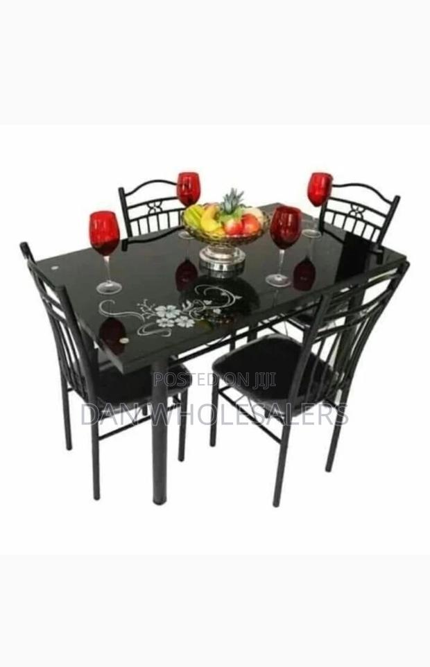 Dining Table With Grass Top , 4 Seats