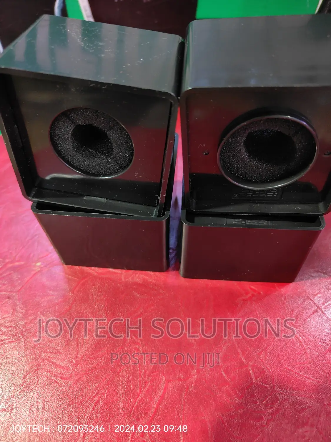 Black Microphone Holder Flag, Mic Sigh. Microphone Holder