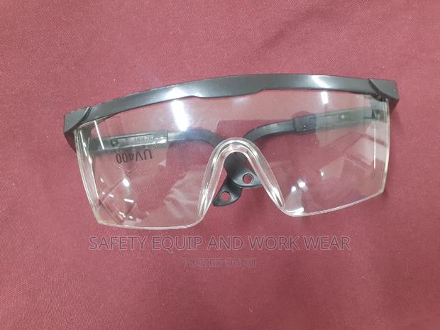 Lightweight UV 400 Safety Glasses - main view
