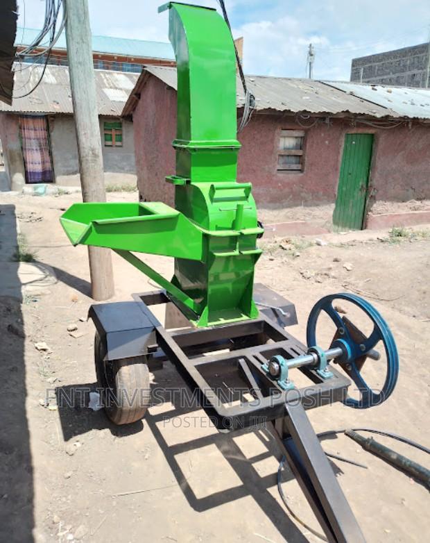 Cutting Edge: P.T.O. Driven Silage Chopper