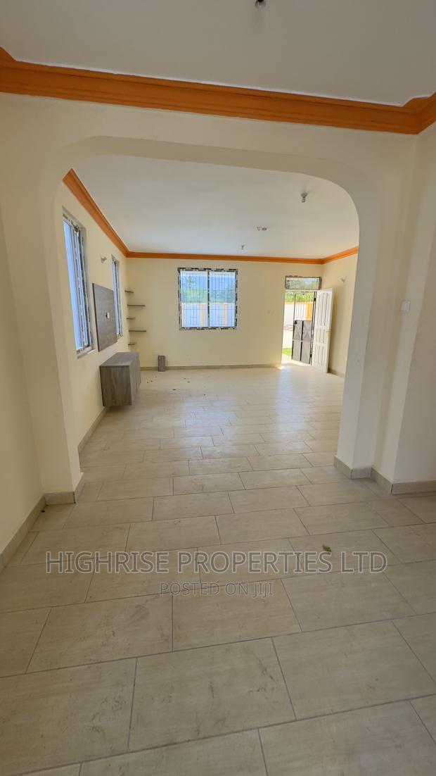 3bdrm Villa in Mtwapa for sale - thumbnail 5