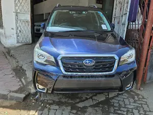 Subaru Forester 2.5i Limited AWD 2017 Blue