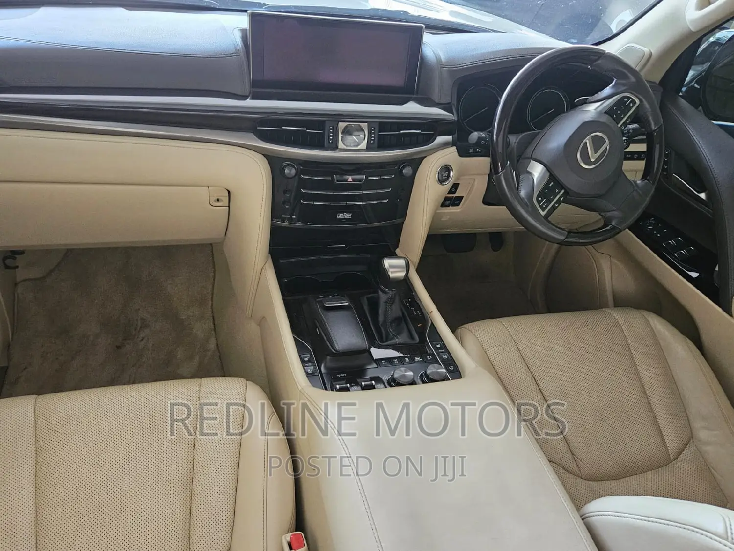 Lexus LX 2016 Silver