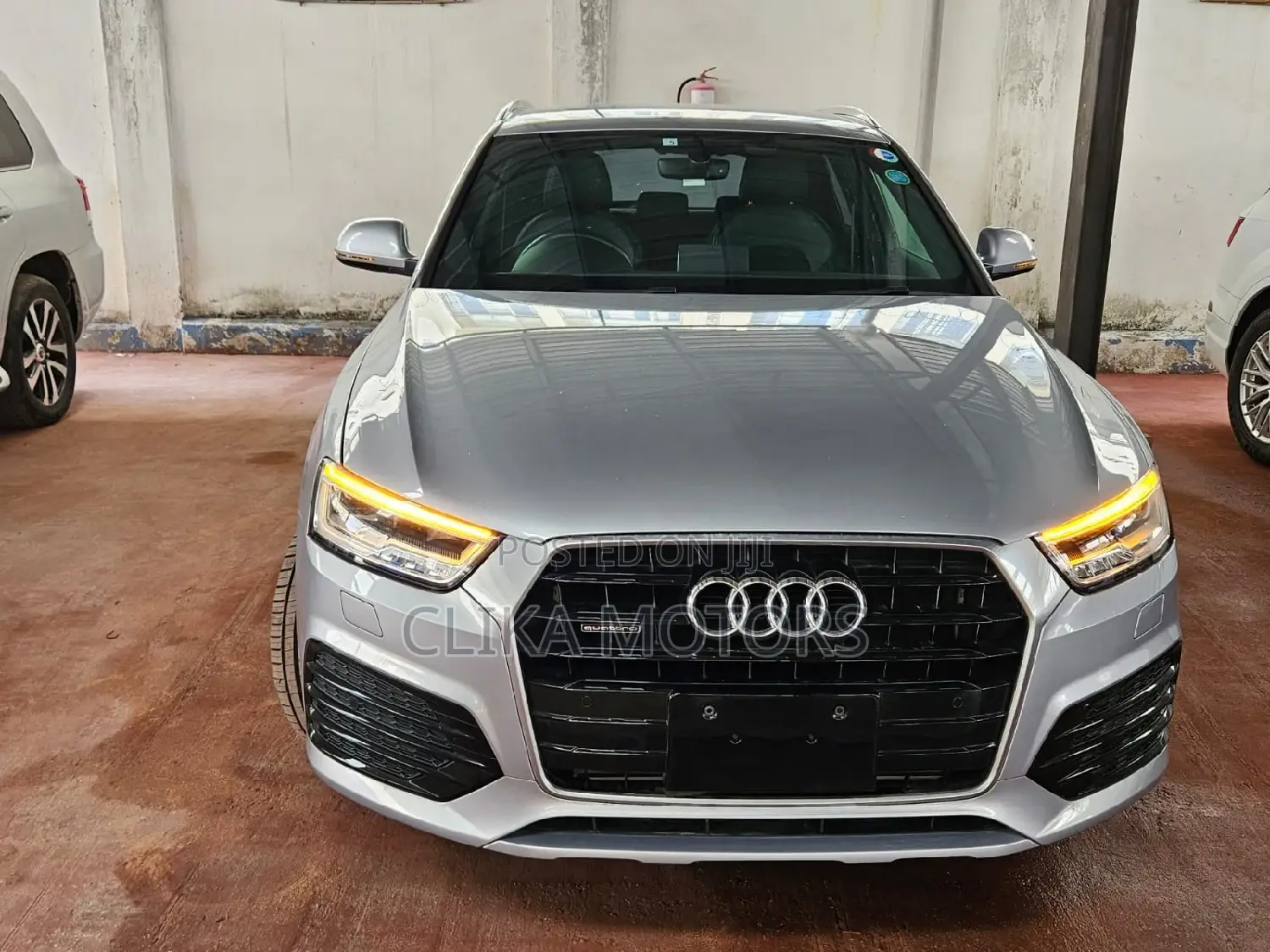 Audi Q3 2016 Silver