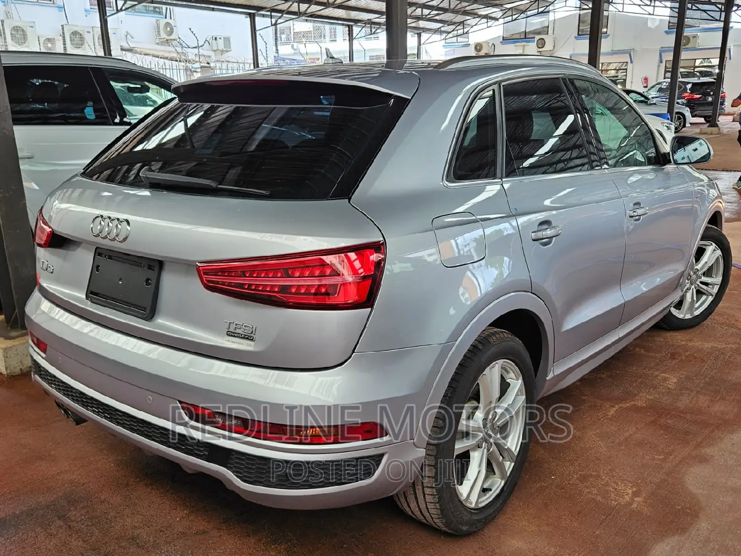 Audi Q3 2016 Silver