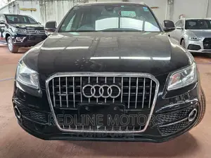 Audi Q5 2.0T Premium AWD quattro 2016 Matt Black