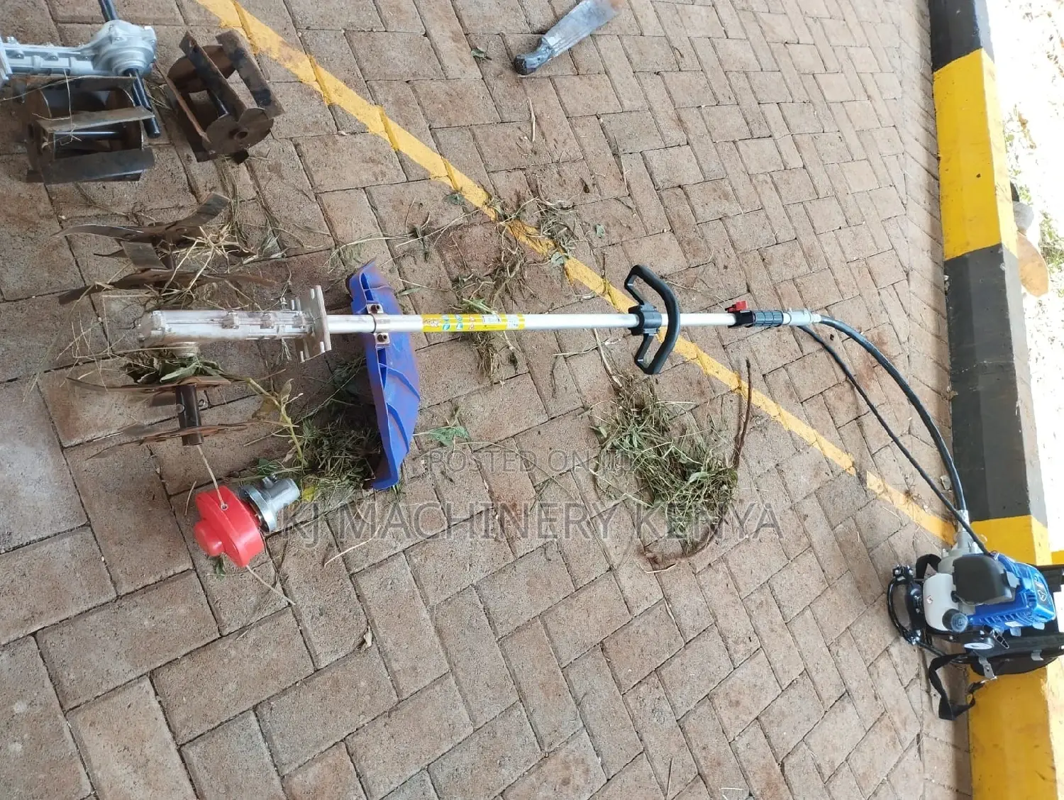 TLAC 4 in 1 Petrol Powered Brushcutter-Four Stroke
