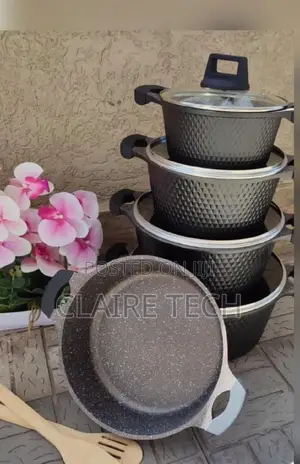 New 12 PCS Unique Cookware Set Available