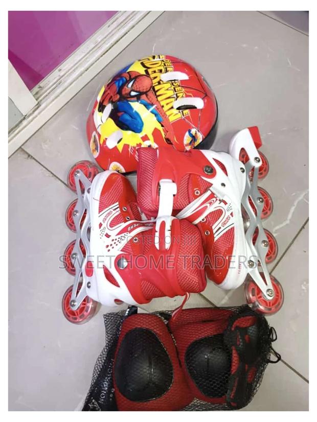 Skating Shoe With Helmet and Protective Guards - main view