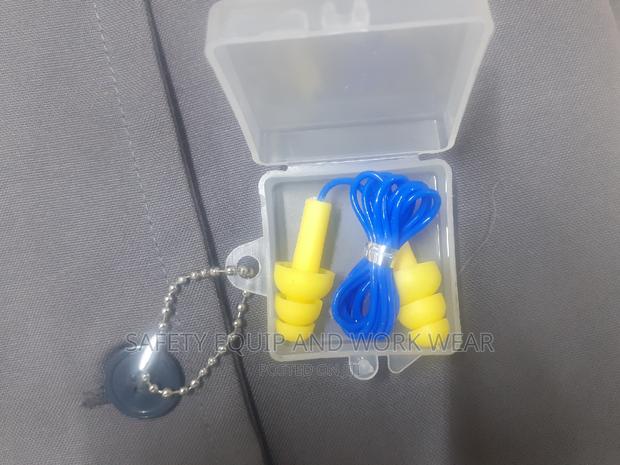 Get Noise Canceling Earplugs At Discounted Price