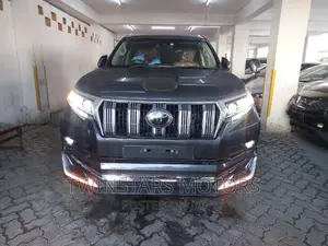 Toyota Land Cruiser Prado 2.8 2018 Gray