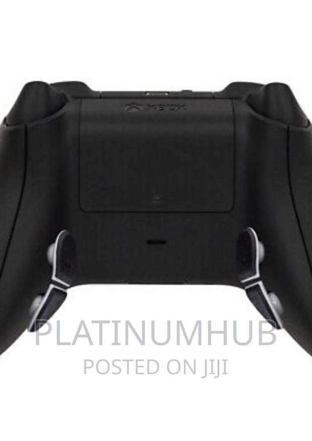 Xbox Carbon Black Pad D3s - main view