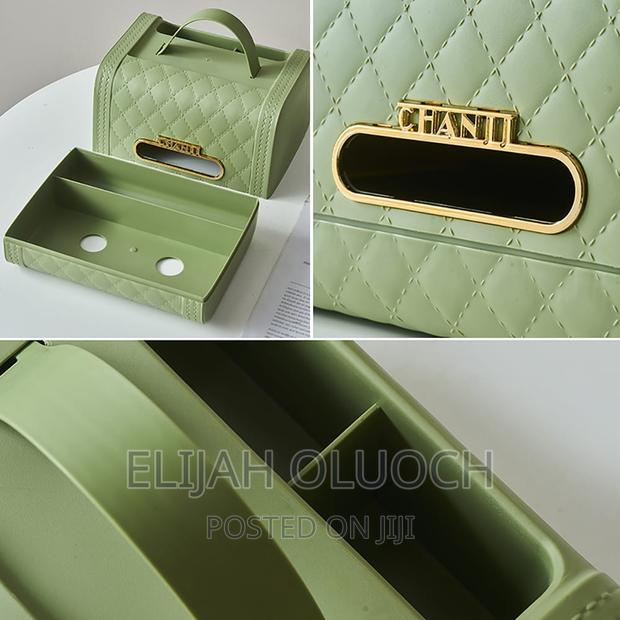 Chan 3 Slot Serviet Holder