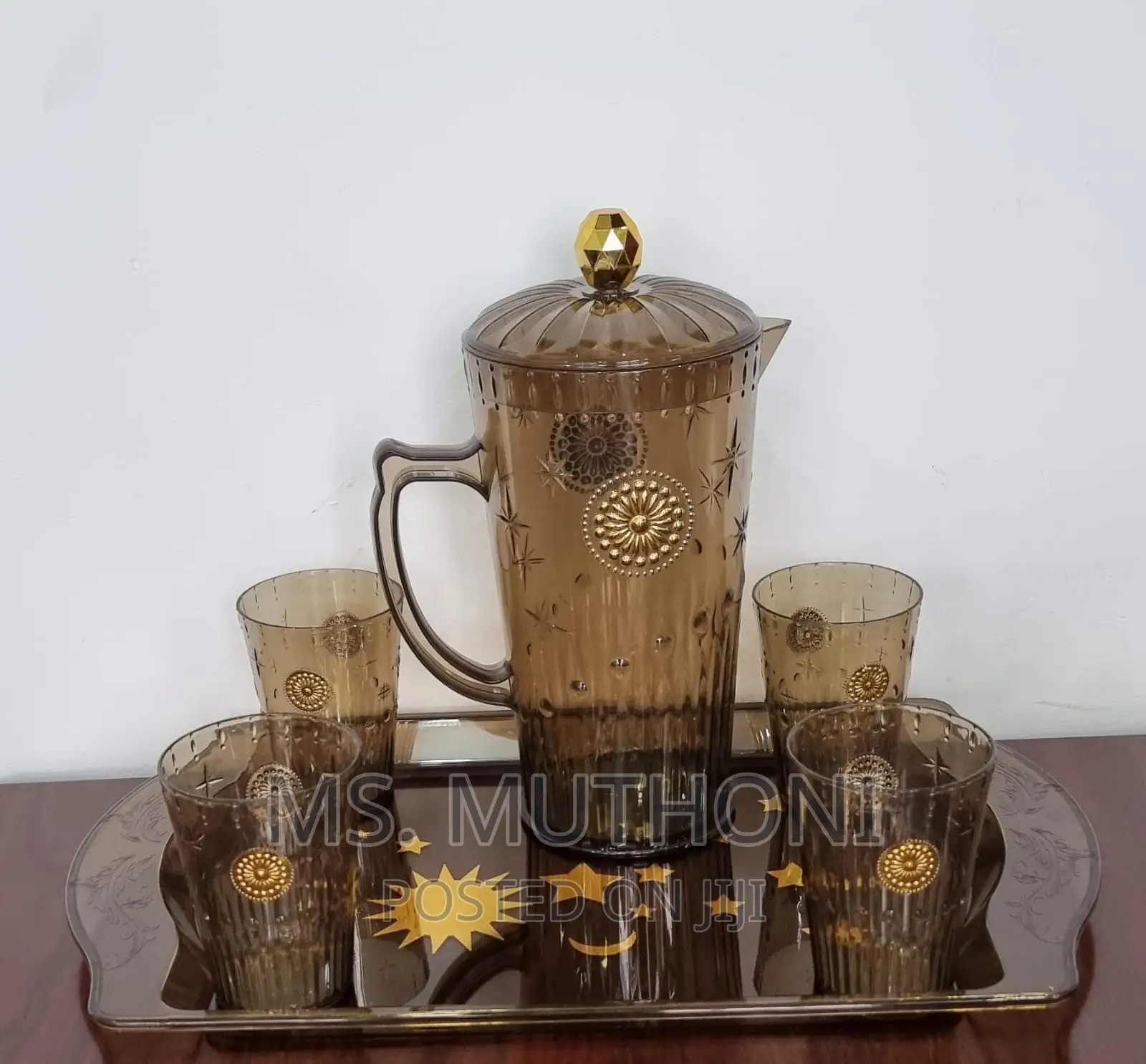 Acrylic Water Sets a Tray, 2.3L Jug, 4 Tumblers 2