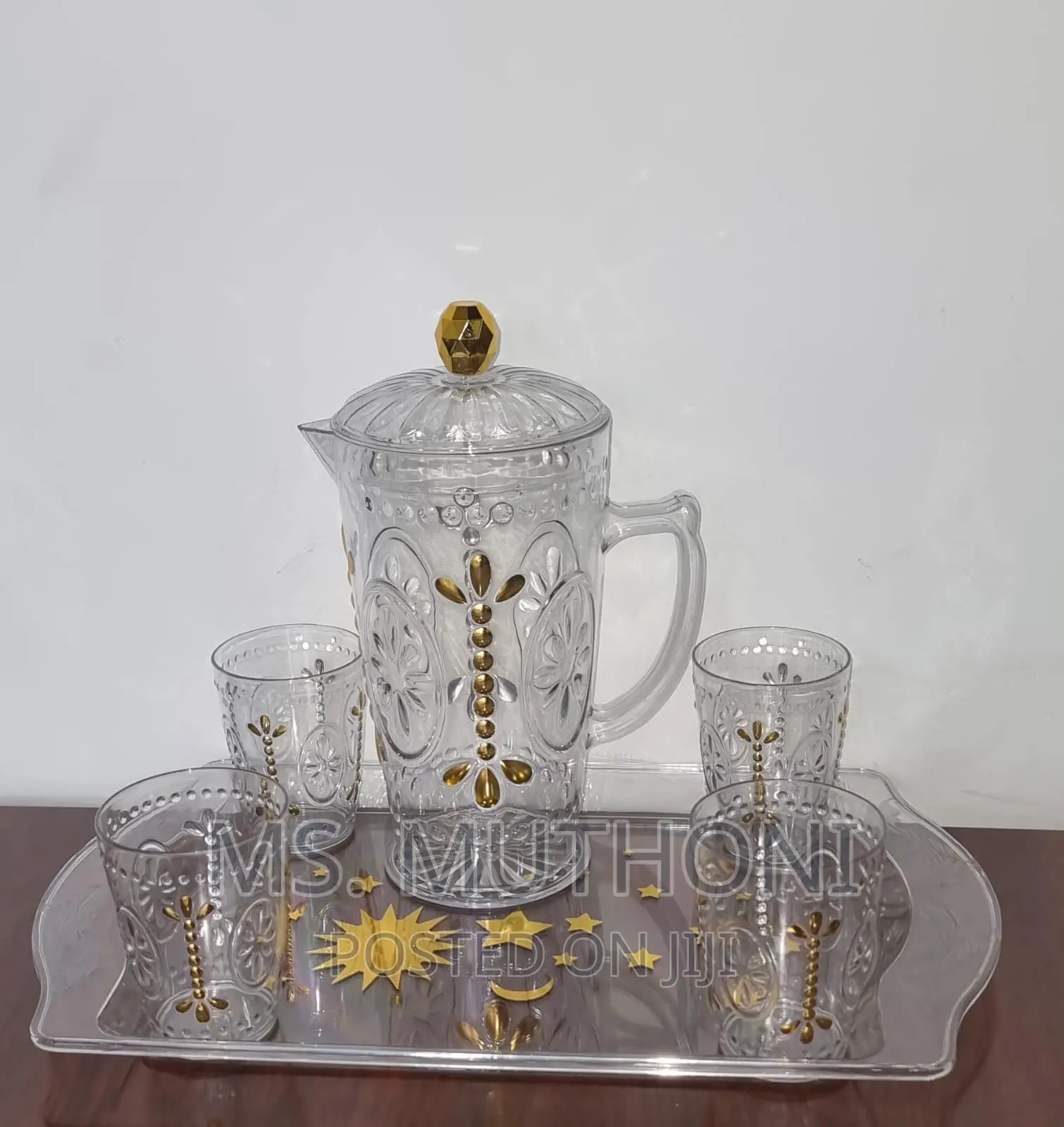 Acrylic Water Sets a Tray, 2.3L Jug, 4 Tumblers 2