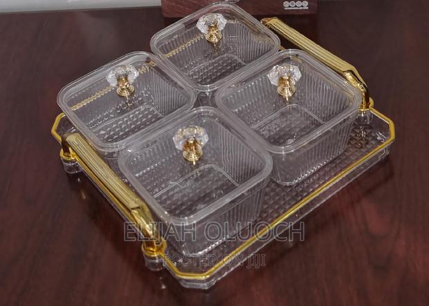 22x22 Cm Acrylic Tray + 4 PCS 300ml Storage Boxes