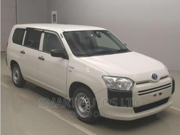 Toyota Succeed 2019 White - thumbnail 3