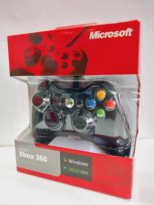 Microsoft X Box 360 Controller (Wired) - thumbnail 2