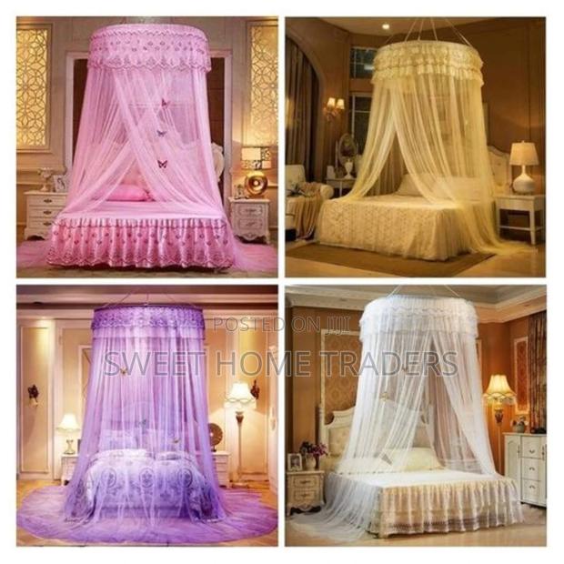 Round Mosquito Net -Bed - main view