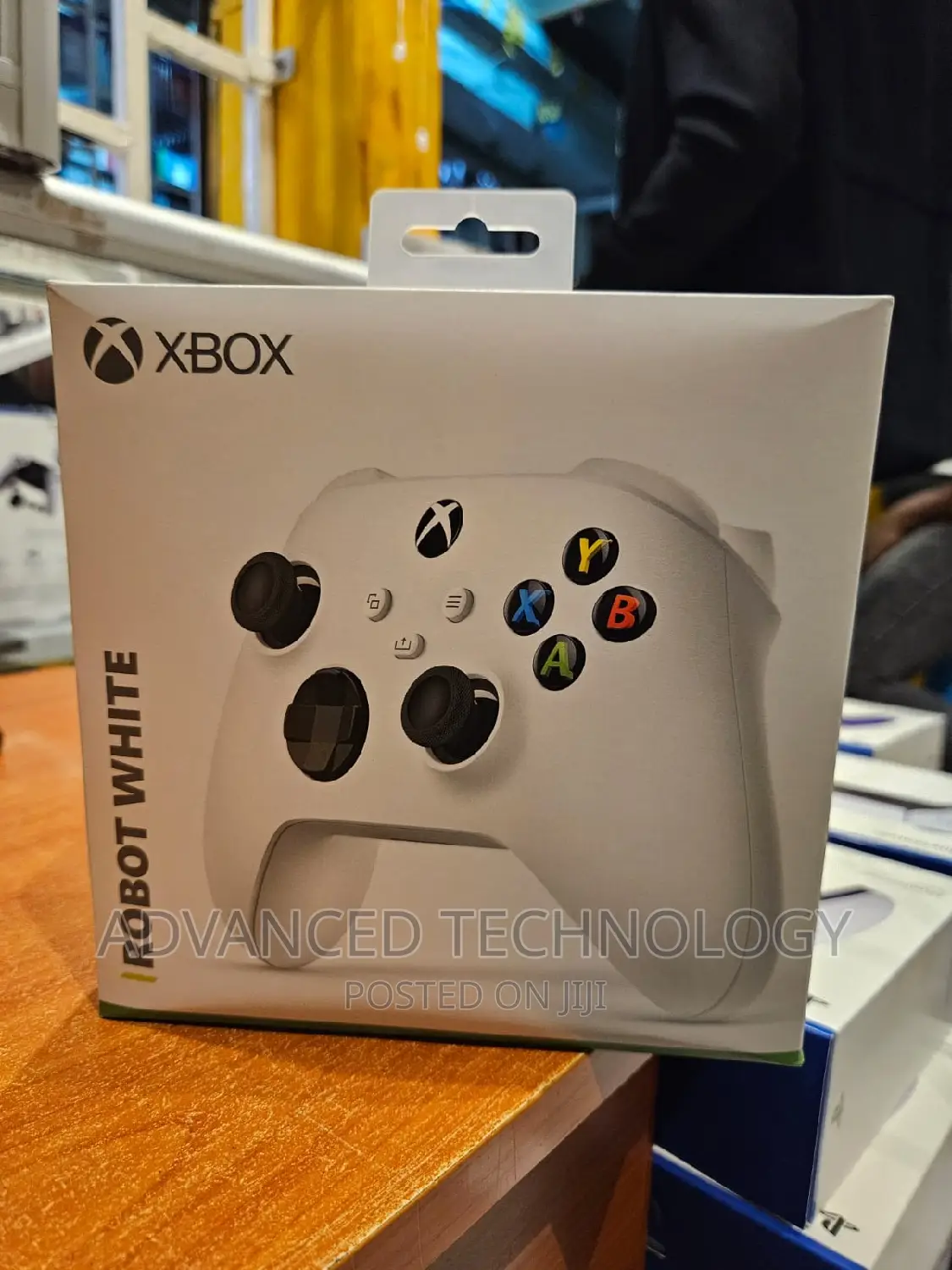 Xbox Series Controller Robot White