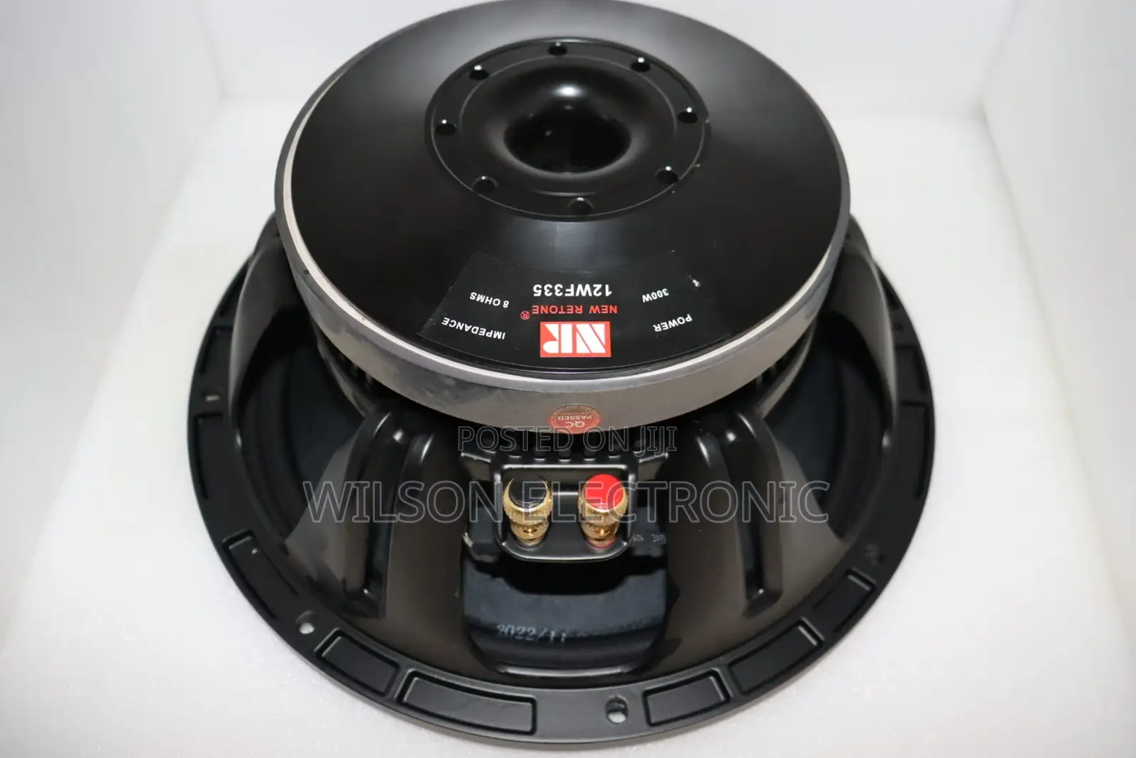 NR 12WF335 Speaker. 12 Inches