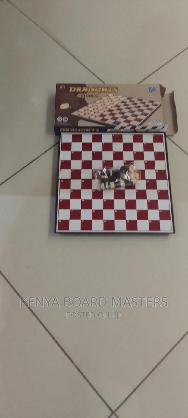 Draught Draught for Family and Friends Draught Game - main view