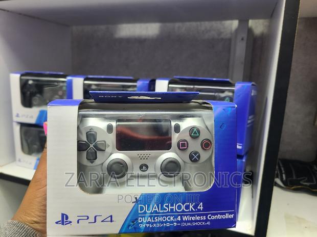 Ps4 Pad/Controller, Silver - thumbnail 3