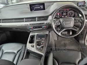 Audi Q7 2.0T Premium AWD quattro 2017 Pearl