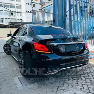 Mercedes-Benz C200 2017 Matt Black