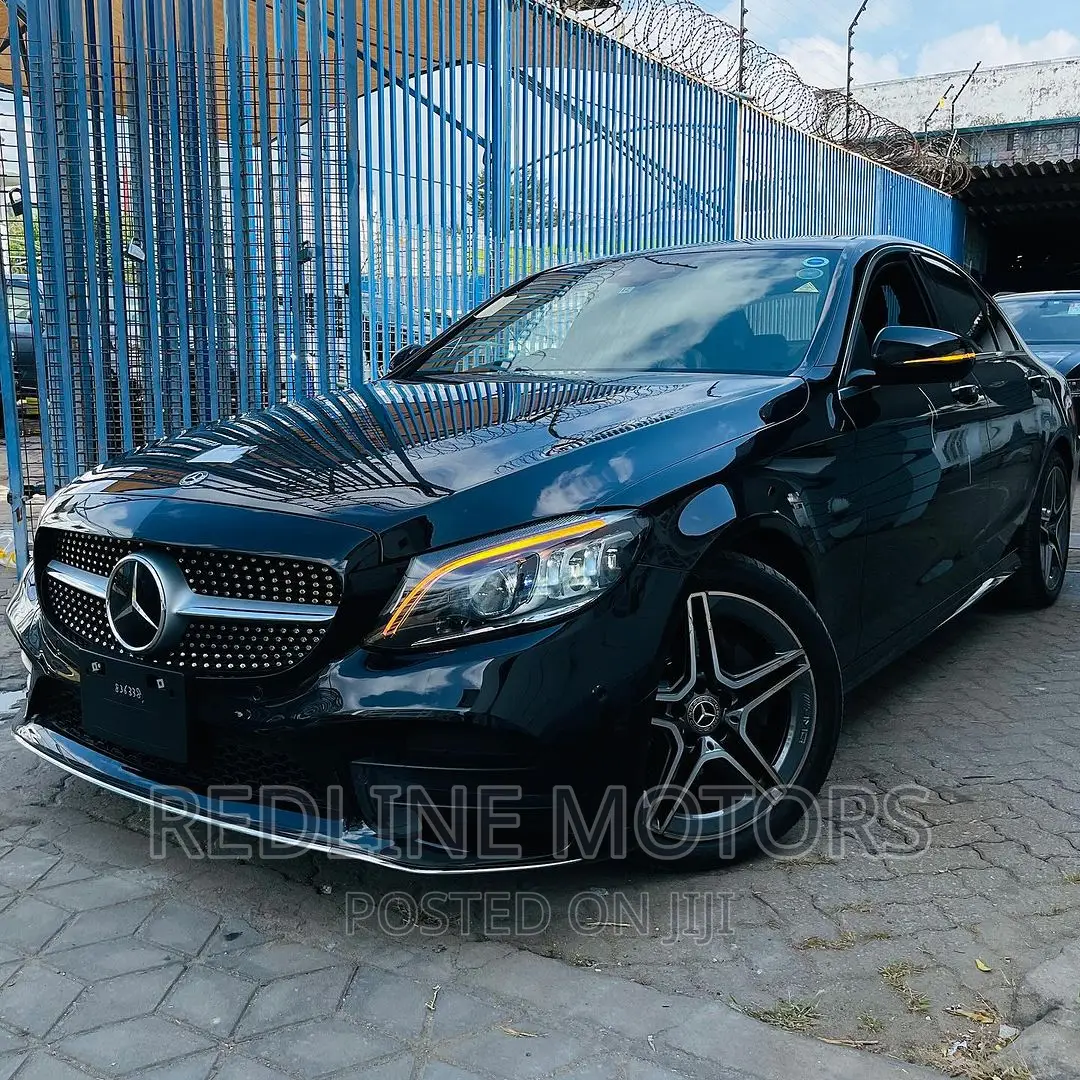 Mercedes-Benz C200 2017 Matt Black