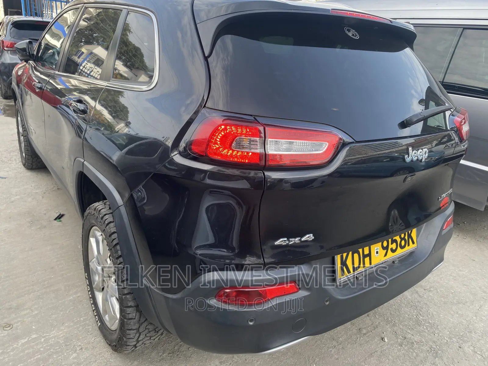 Jeep Cherokee 2015 Black