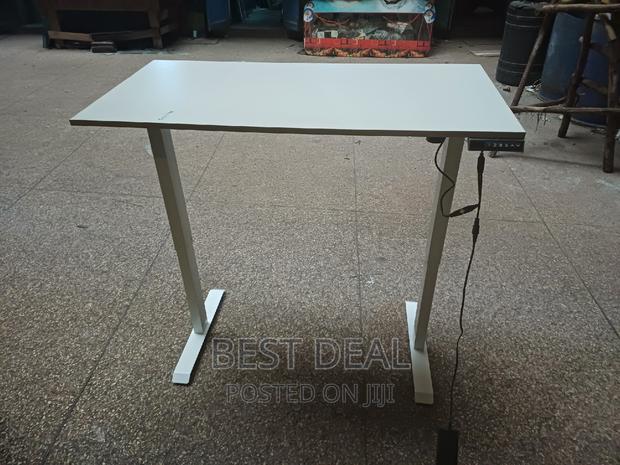 Adjustable Electric Sit Stand Desk