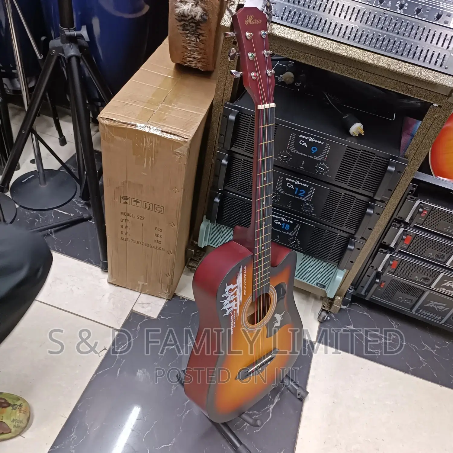 Natural Acoustic Guitar Size 38
