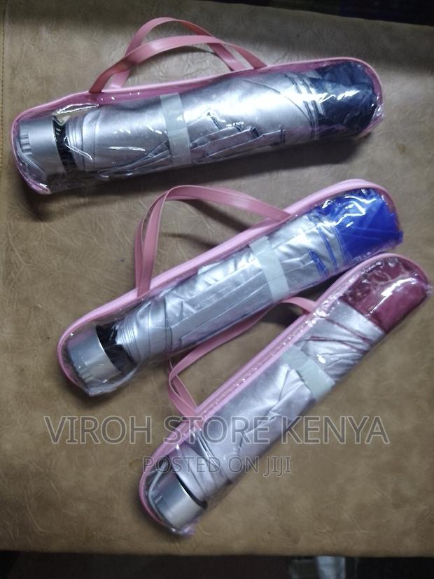 Pocket Umbrella - Foldable - thumbnail 3