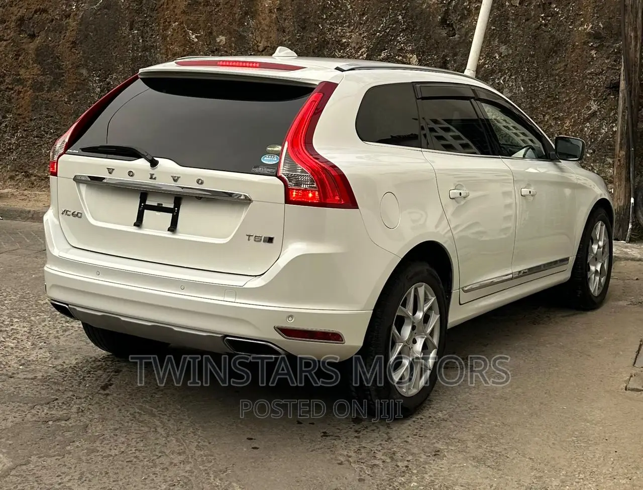 Volvo XC60 T5 Dynamic AWD 2017 White