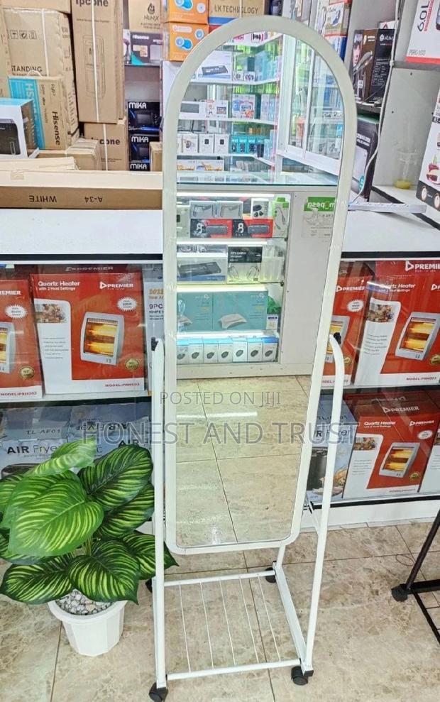 Dressing Mirror - main view