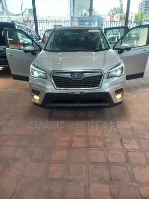 Subaru Forester 2.5i Premium AWD 2018 Gray