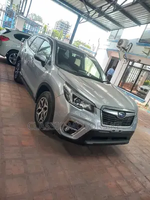 Subaru Forester 2.5i Premium AWD 2018 Gray
