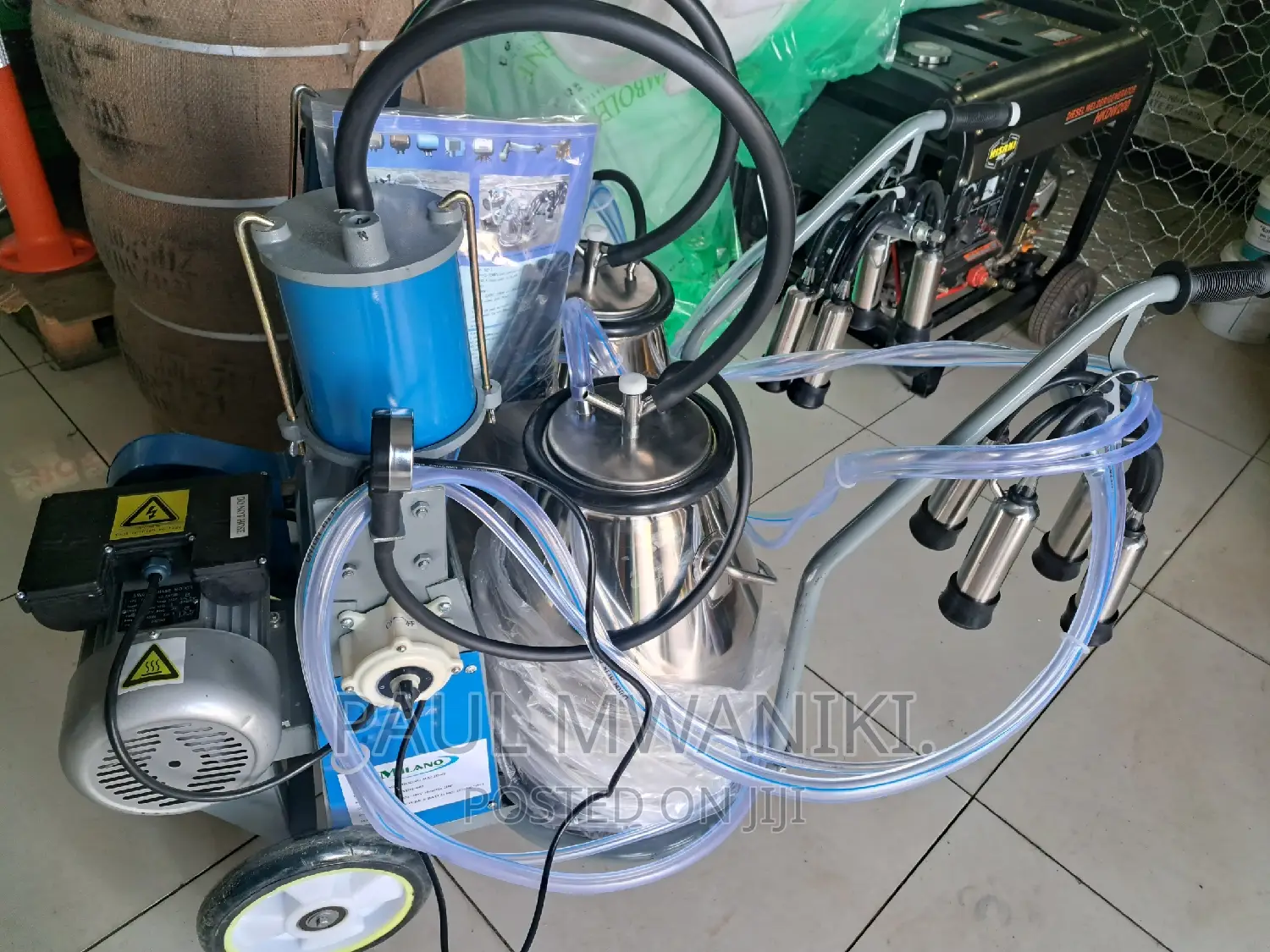 Stainless Steel Double Buckets Milking Machine.
