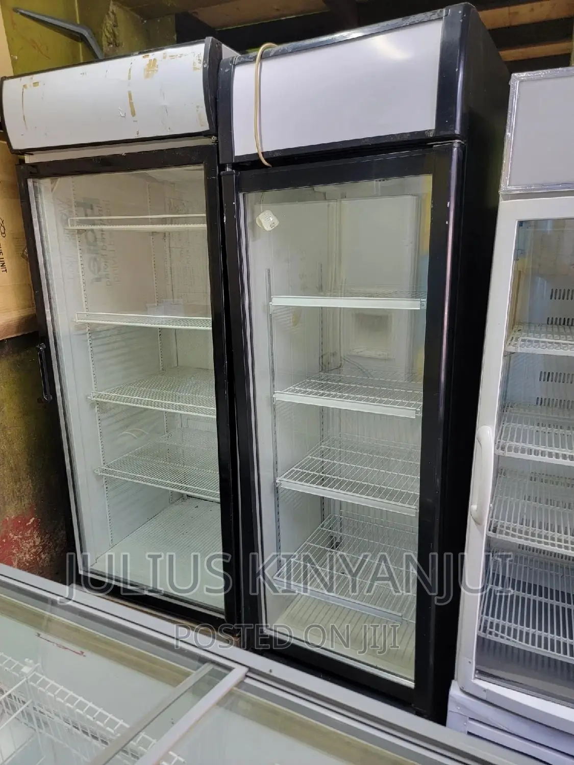 Display Fridge 650l