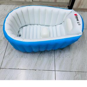Inflatable Baby Bath Tub With Air Pump* - thumbnail 2