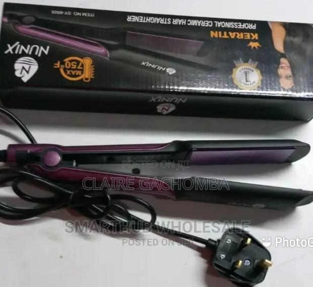 Professional Ceramic Hair Straightener,' - main view