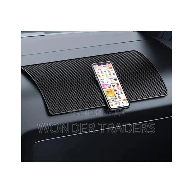 *Dashboard Antislip Mat . 27*15cm* - main view