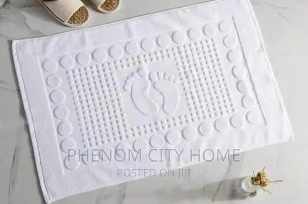 White Absorbent - thumbnail 2