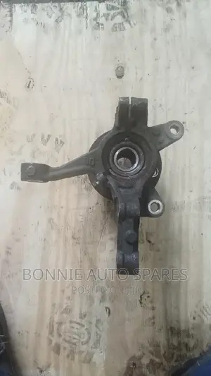 Demio 2010 Front Hub