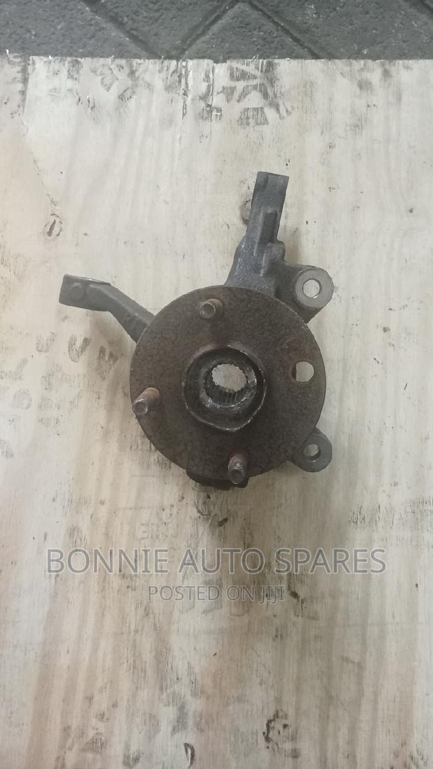 Demio 2010 Front Hub - thumbnail 2