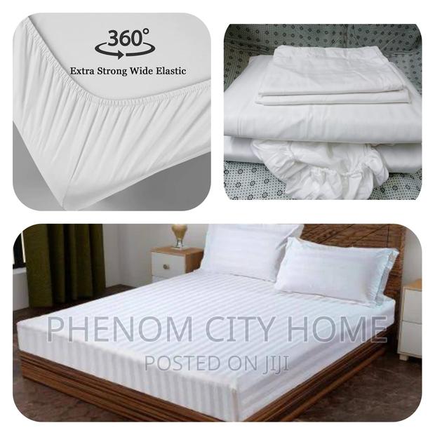 5 Piece Bedsheet Set With Fitted Sheet
