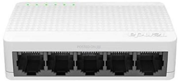 Tenda S105 5-Port 10/100 MBPS Desktop Switch - main view