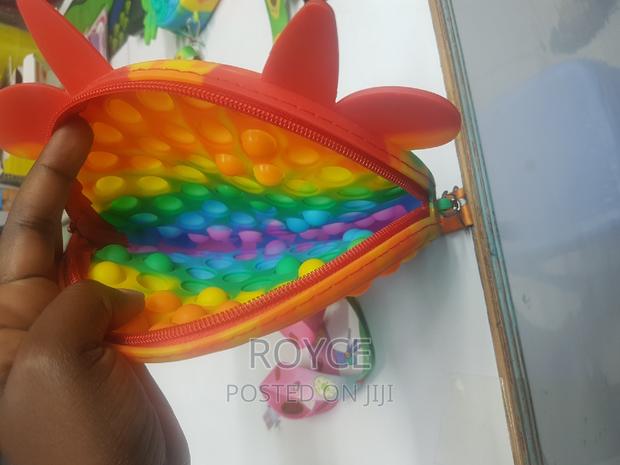 Pop It Sling Fashion Bag - thumbnail 4
