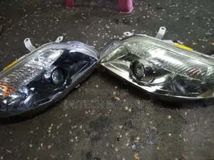 Fielder 2007 Xenon Headlights